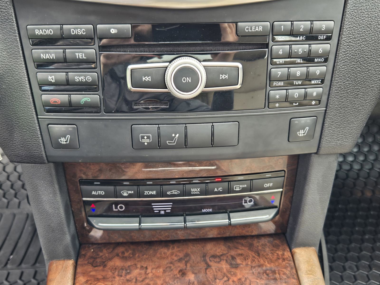 Used 2012 Mercedes-Benz E 350 Sedan image 16