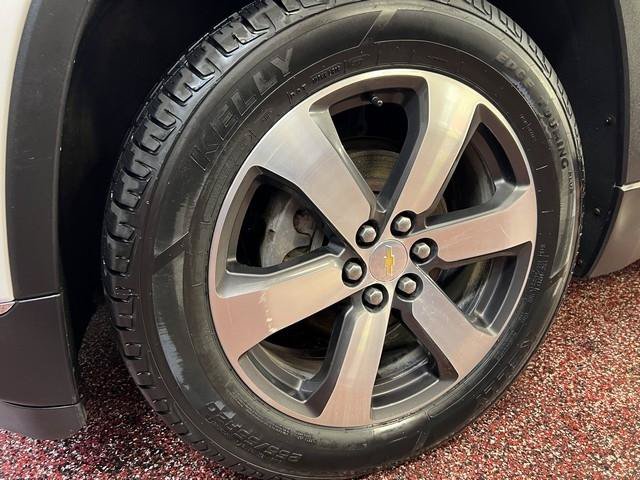 Used 2019 Chevrolet Traverse LT w/ LT Premium Package AWD/4WD image 10