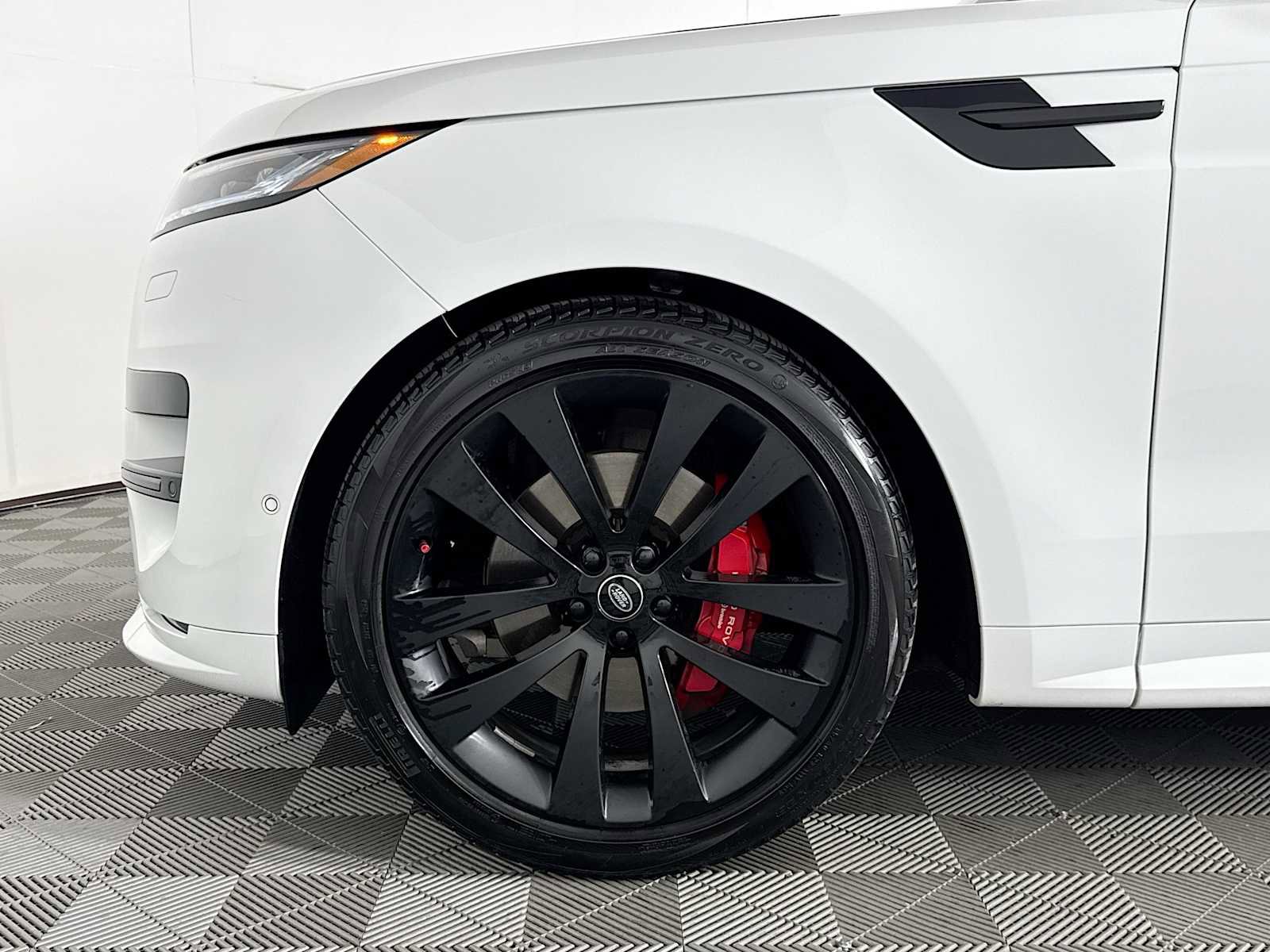 Used 2023 Land Rover Range Rover Sport SE Dynamic AWD/4WD image 31