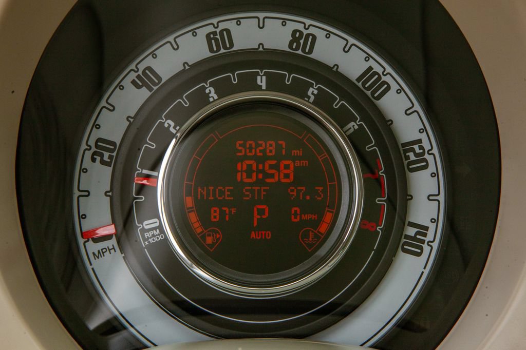 Used 2015 FIAT 500 Pop FWD image 16