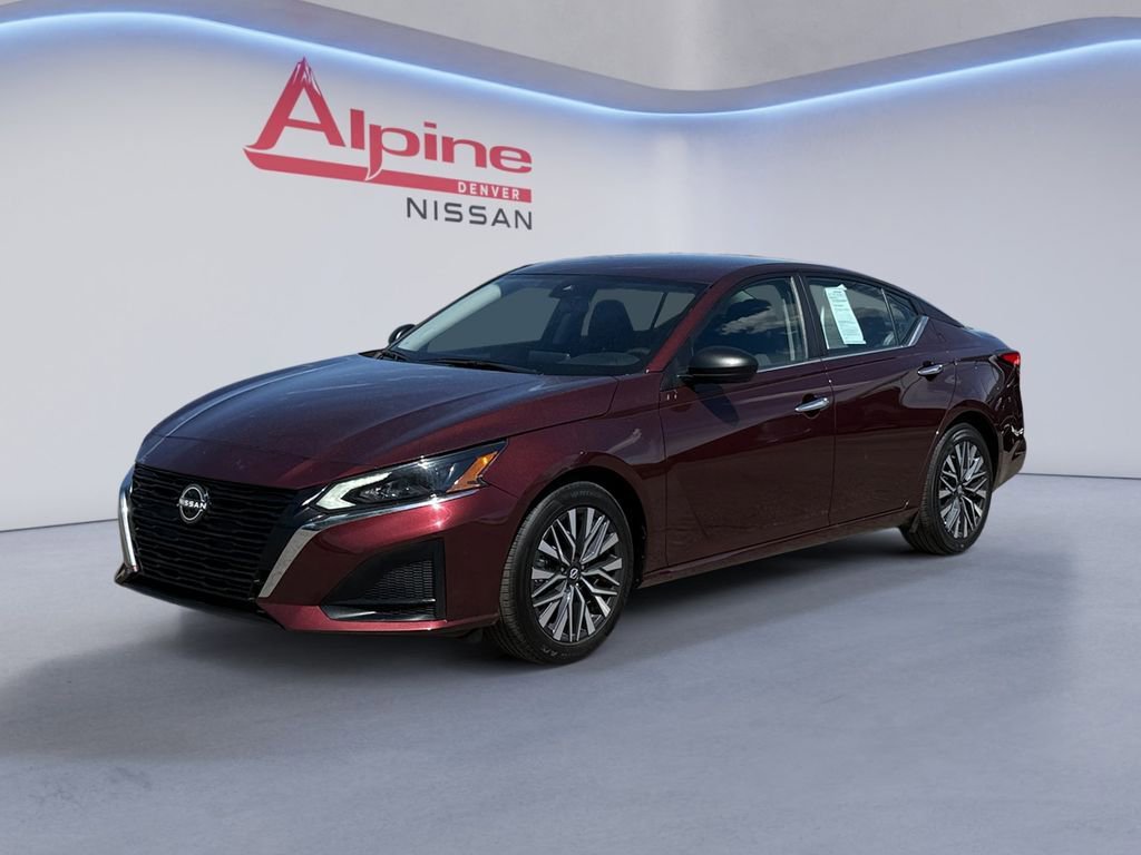 Used 2025 Nissan Altima 2.5 SV
