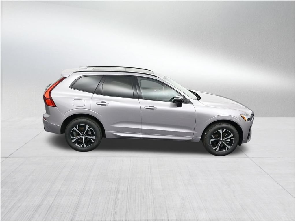 New 2026 Volvo XC60 B5 Core AWD/4WD image 18