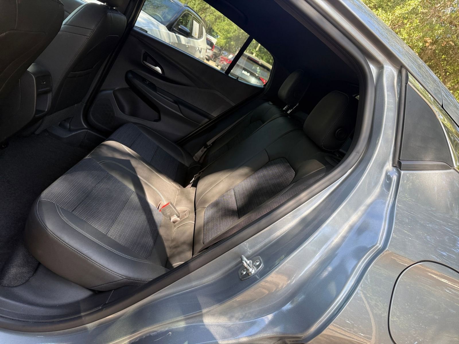 Used 2025 Buick Envista Preferred image 22