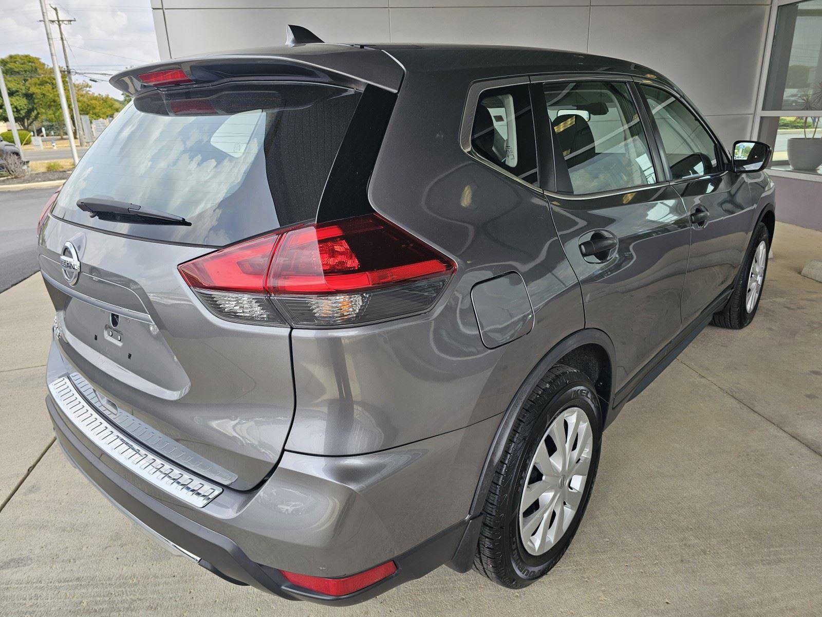 Used 2020 Nissan Rogue S image 6