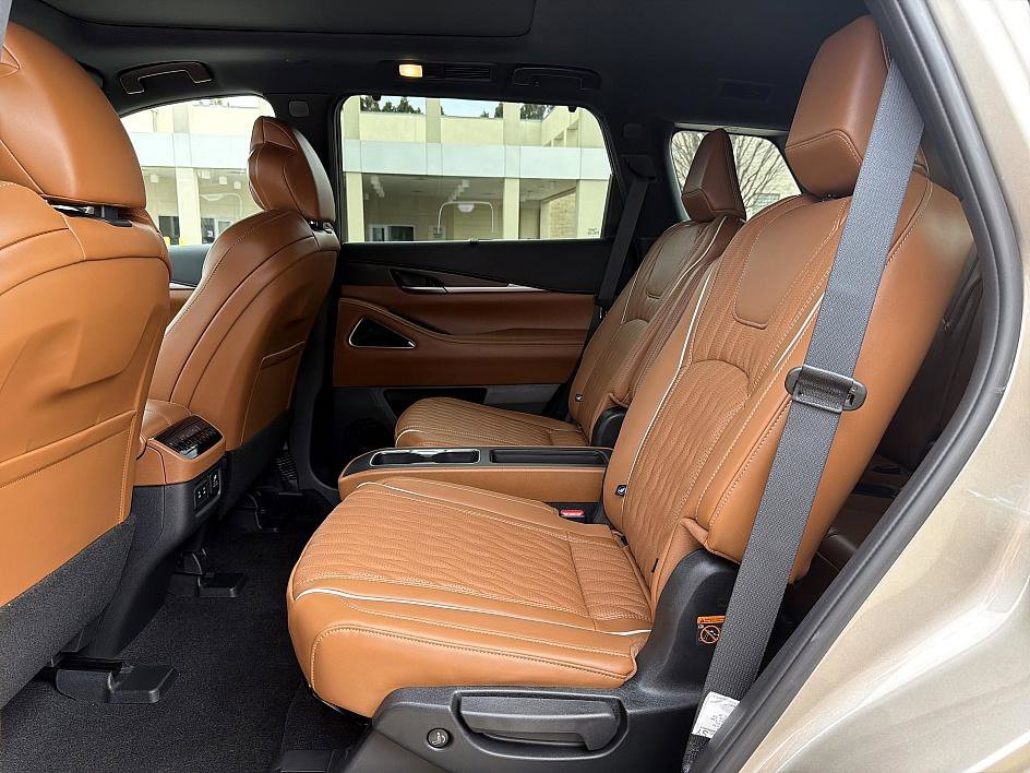 New 2026 INFINITI QX60 Autograph w/ Dark Cargo Package AWD/4WD image 12