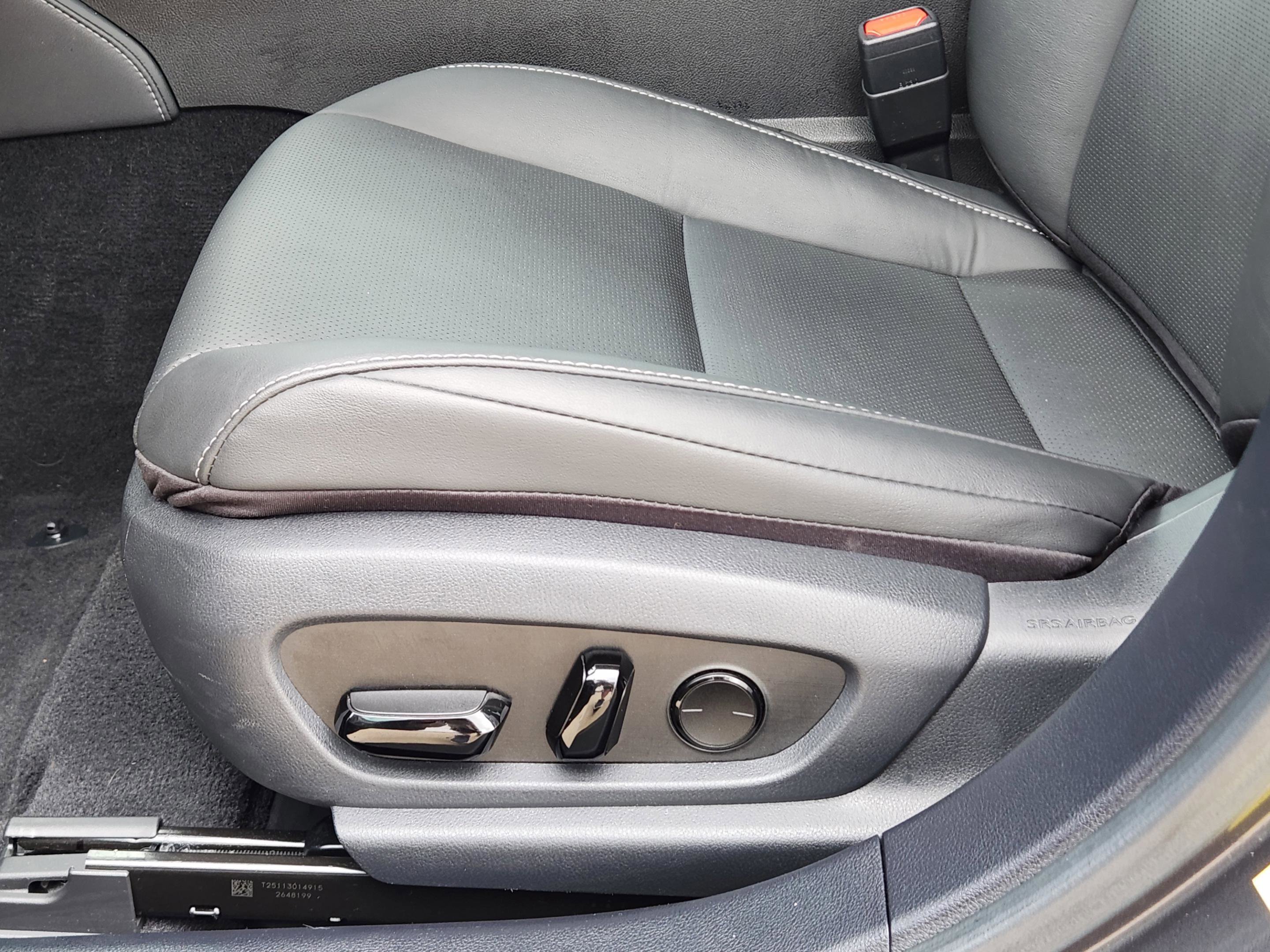 Used 2025 Lexus ES 350 w/ Premium Package image 20