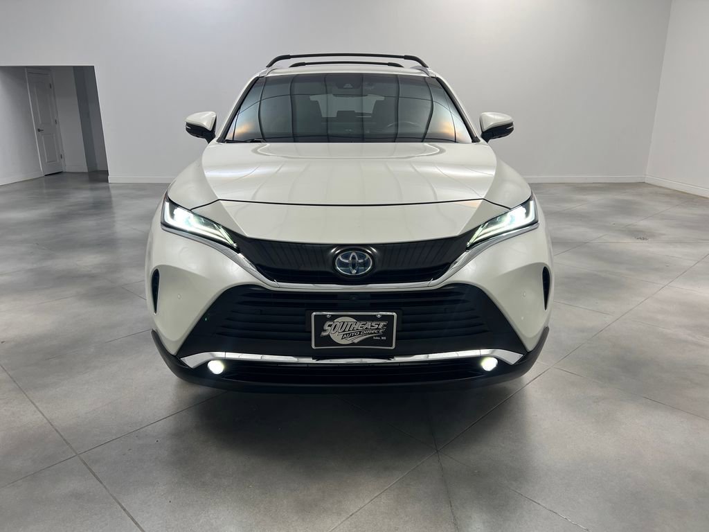 Used 2022 Toyota Venza Limited AWD/4WD image 2