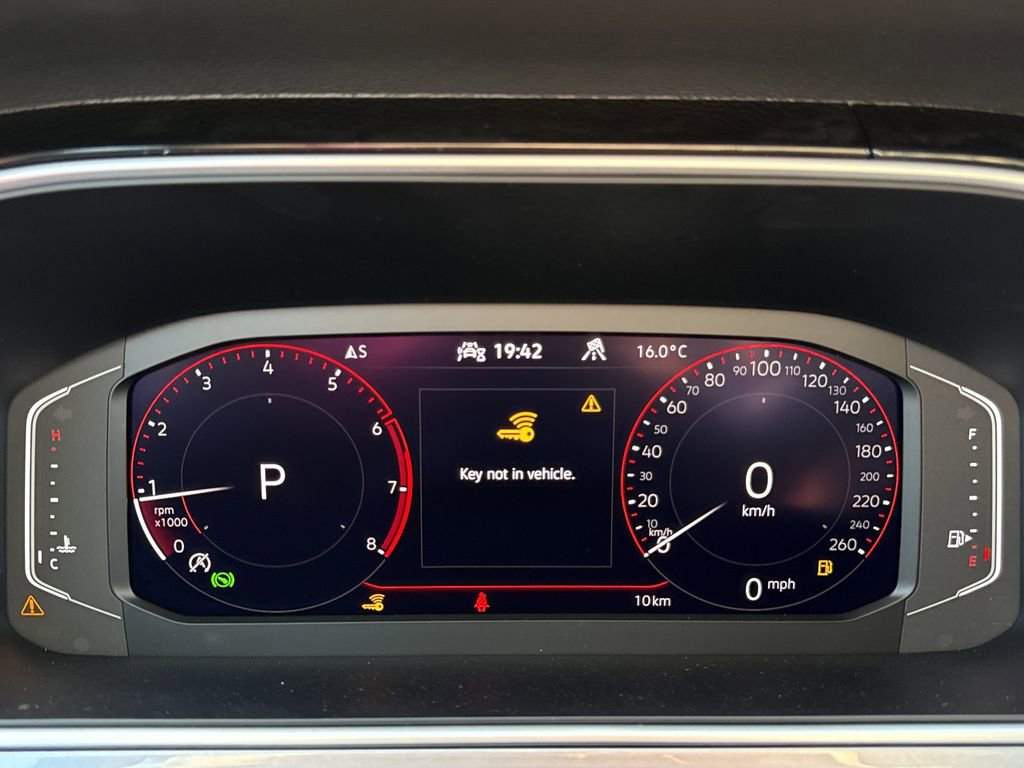 New 2026 Volkswagen Taos SEL image 29