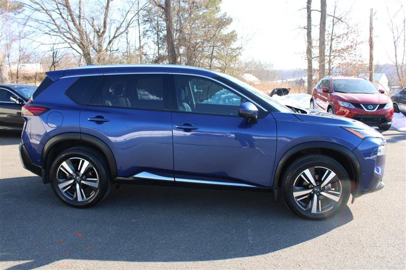 Used 2023 Nissan Rogue Platinum w/ Platinum Premium Package image 8