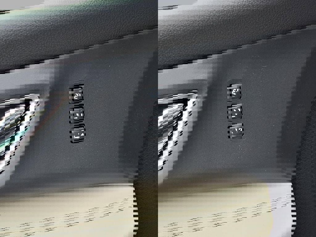 New 2026 Subaru Ascent Limited image 12