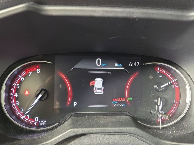 Used 2025 Toyota RAV4 XLE AWD/4WD image 17