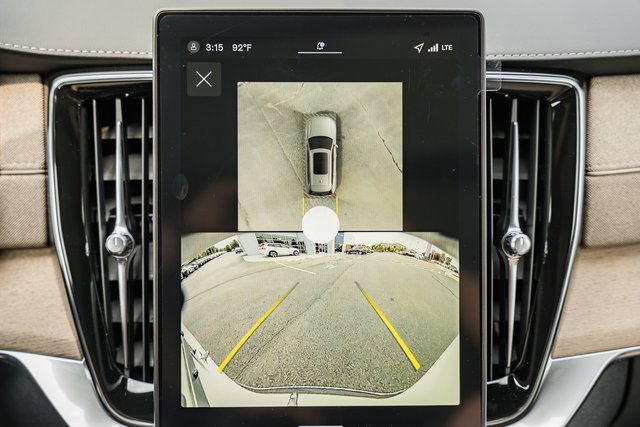 New 2026 Volvo XC90 T8 Plus image 34