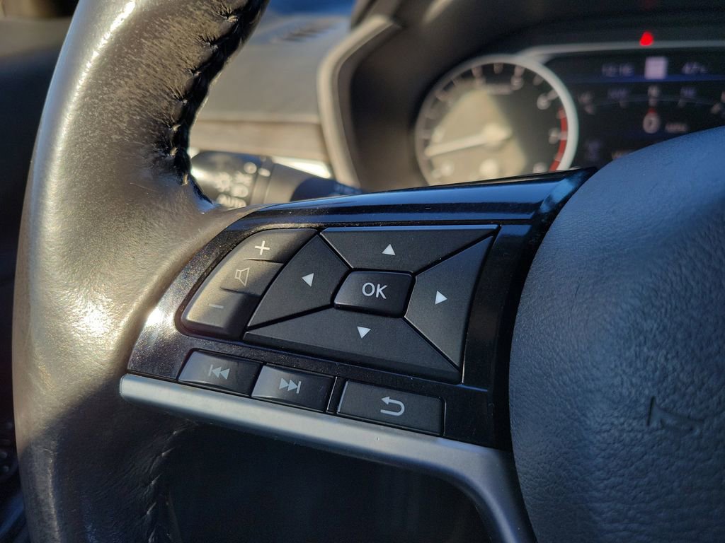 Used 2023 Nissan Altima 2.5 SV w/ SV Premium Package image 14