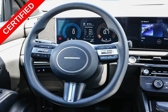 Certified 2025 Hyundai Santa Cruz SE FWD image 17
