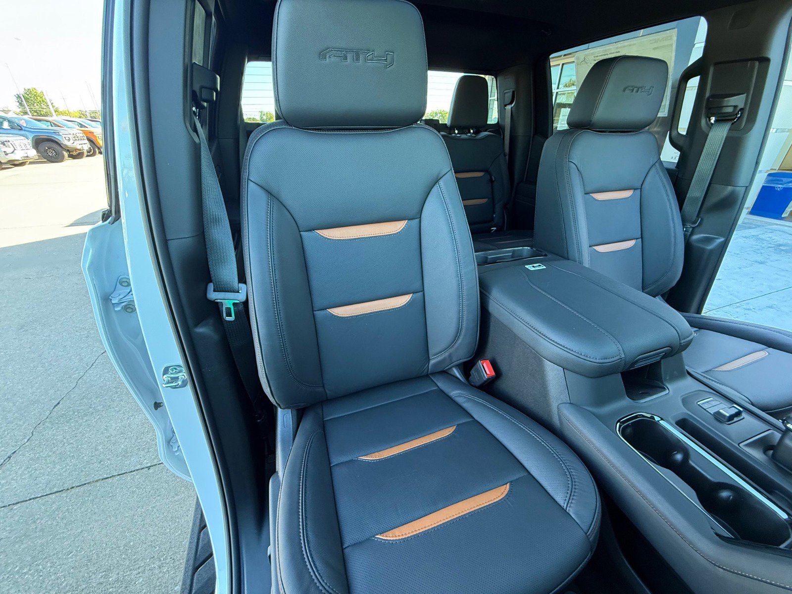 New 2026 GMC Sierra 1500 AT4 w/ AT4 Premium Package image 33