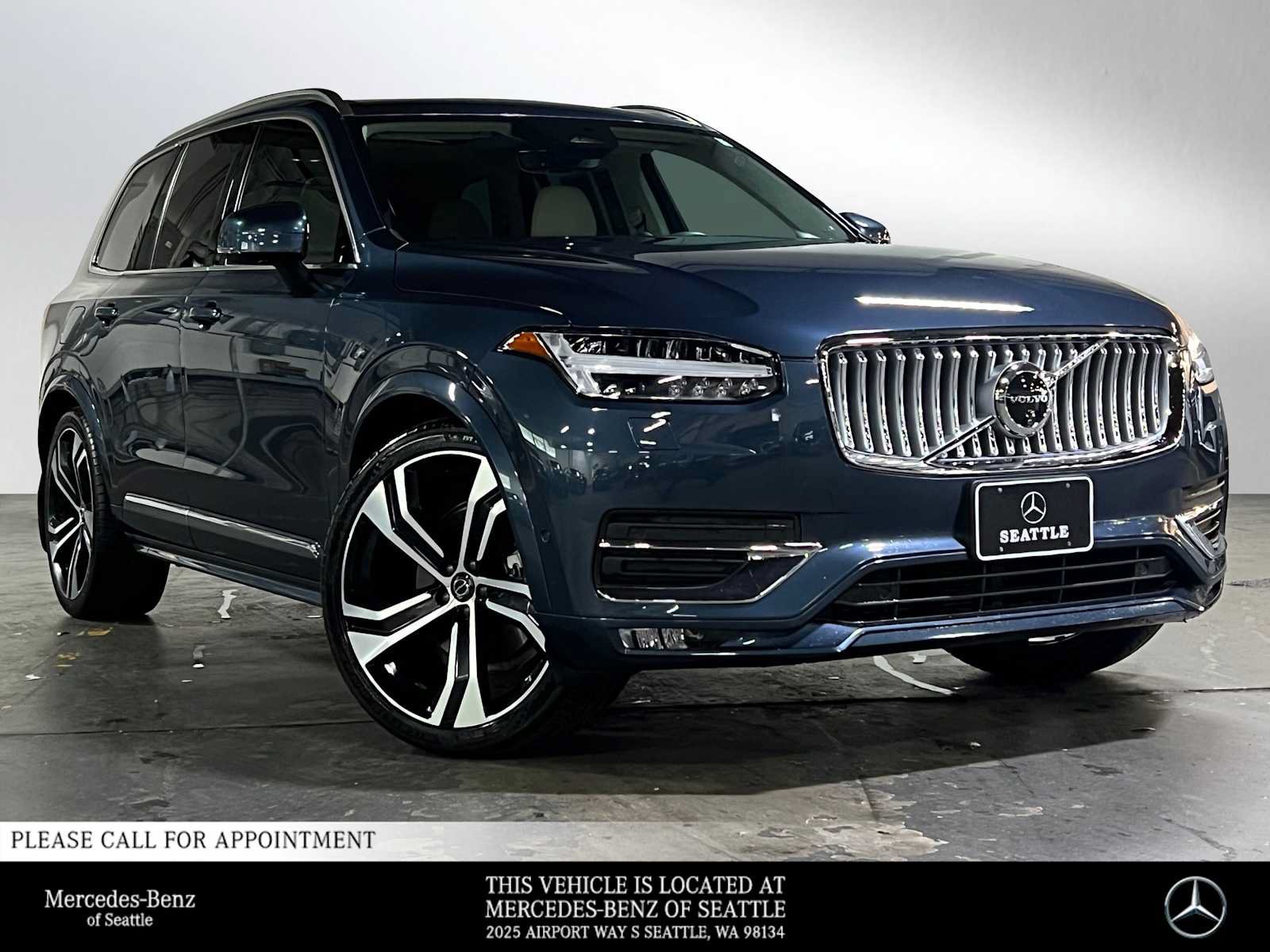 Used 2024 Volvo XC90 B6 Ultimate w/ Lounge Package AWD/4WD image 1