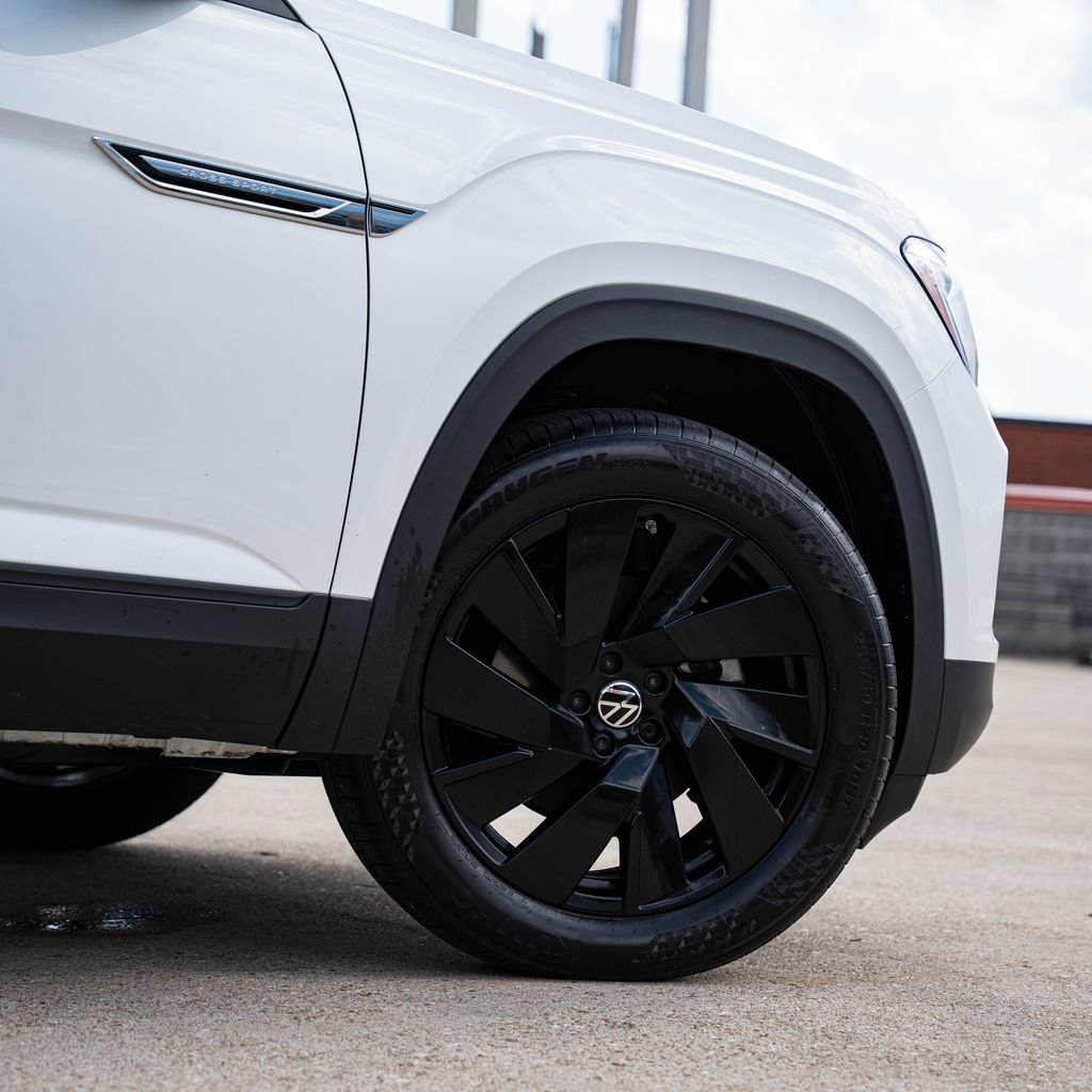Used 2026 Volkswagen Atlas Cross Sport SE AWD/4WD image 7