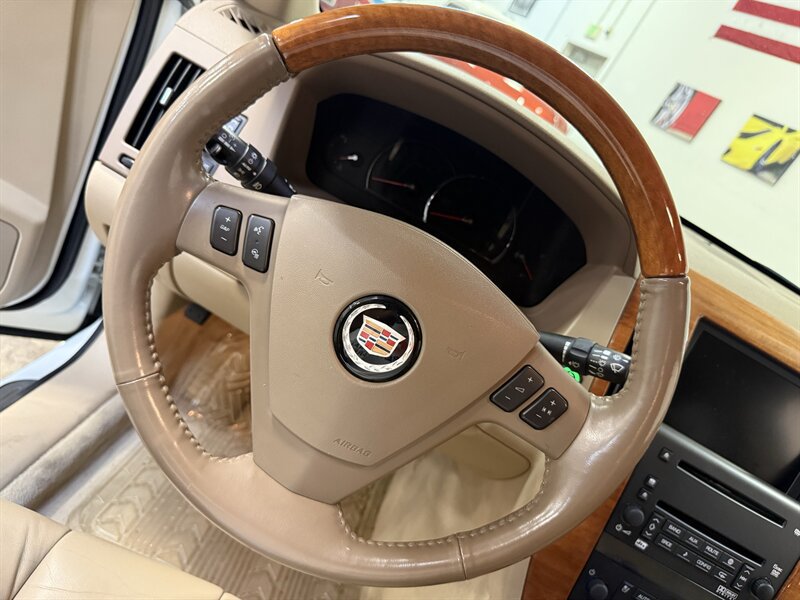 Used 2006 Cadillac STS V8 w/ Preferred Equipment Group RWD image 20