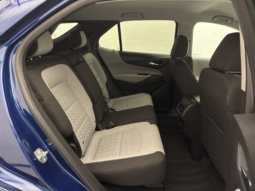 Used 2023 Chevrolet Equinox LS AWD/4WD image 37