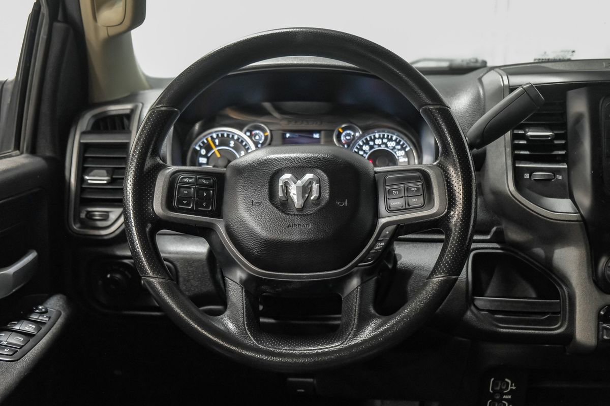 Used 2019 RAM 3500 Tradesman w/ Chrome Appearance Group AWD/4WD image 15