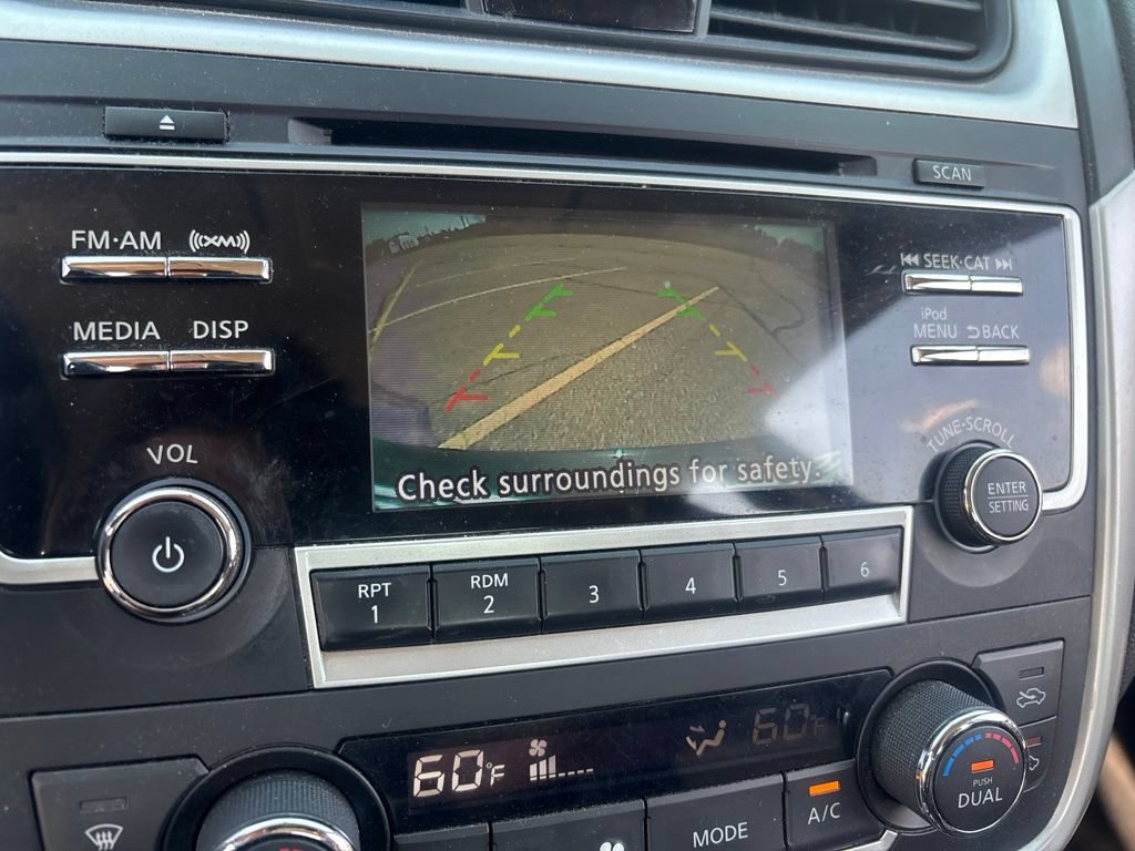 Used 2017 Nissan Altima 2.5 SL FWD image 16