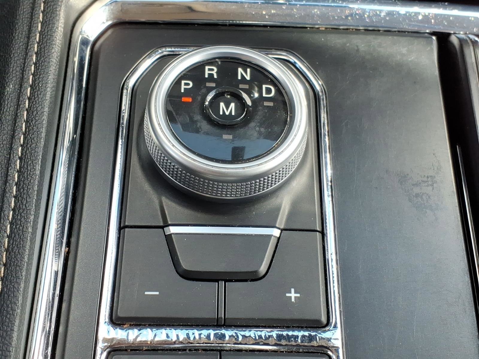 Used 2023 Ford Expedition XLT AWD/4WD image 21
