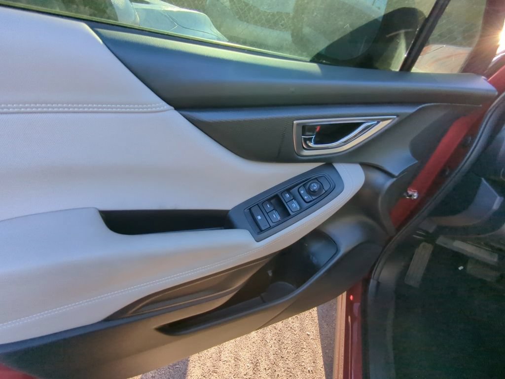 Used 2024 Subaru Forester Premium AWD/4WD image 9