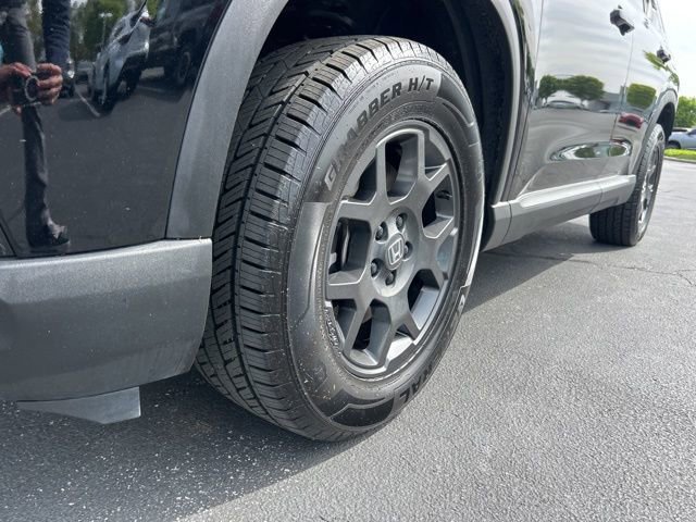 Used 2024 Honda Pilot TrailSport image 12