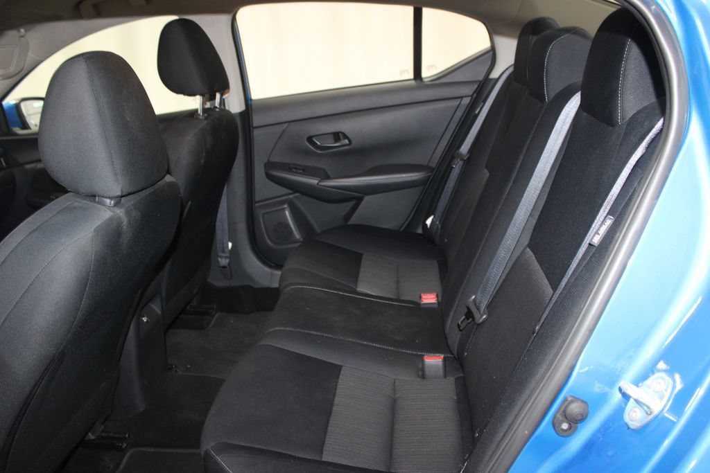 Used 2024 Nissan Sentra SV FWD image 18