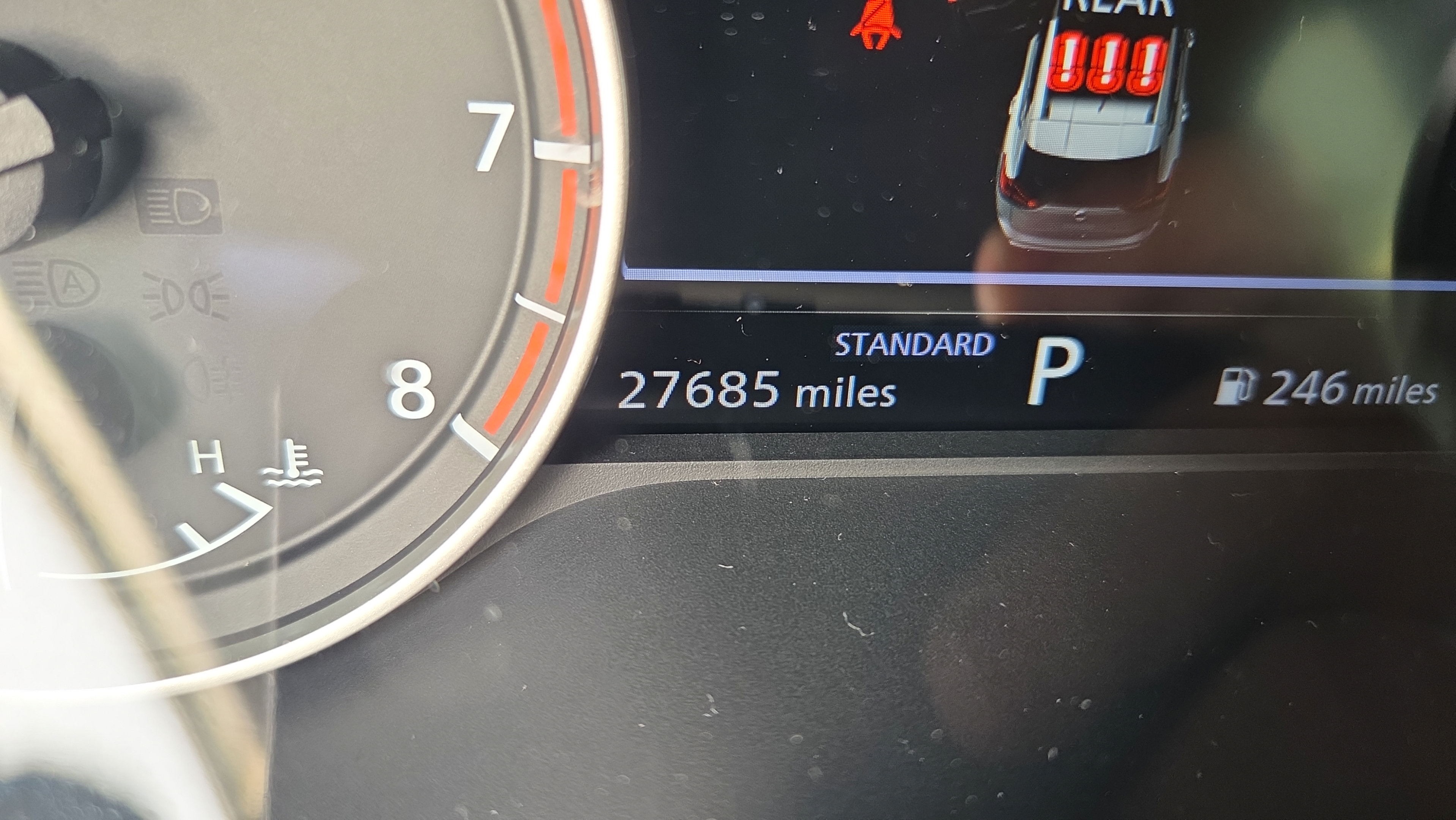 Used 2025 Nissan Rogue SV w/ SV Premium Package FWD image 30