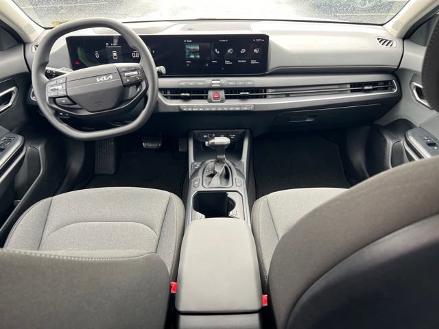 Certified 2025 Kia K4 LXS FWD image 12