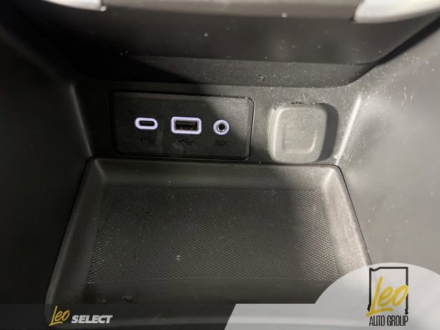 Used 2022 GMC Terrain SLE w/ Driver Convenience Package FWD image 27