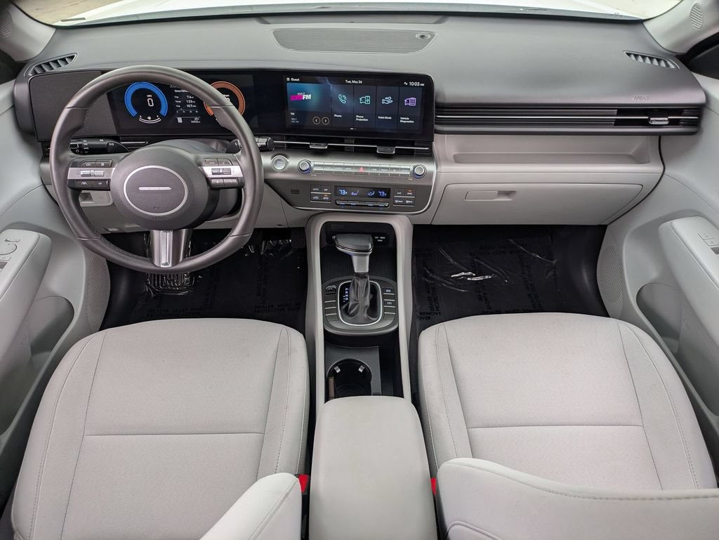 Used 2025 Hyundai Kona SEL FWD image 44