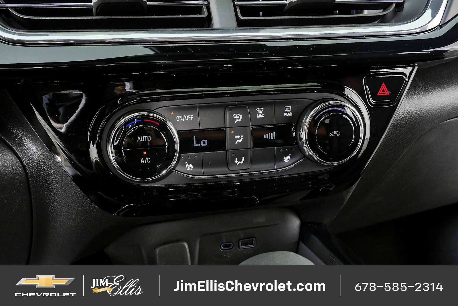 New 2026 Chevrolet Trax RS w/ Sunroof Package FWD image 15