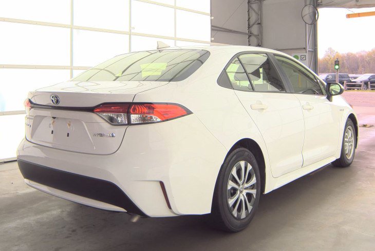 Used 2016 Toyota Prius Two FWD image 2
