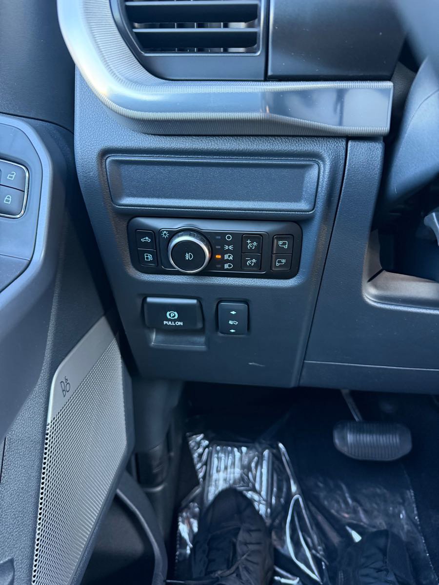 New 2025 Ford F150 Lariat image 26