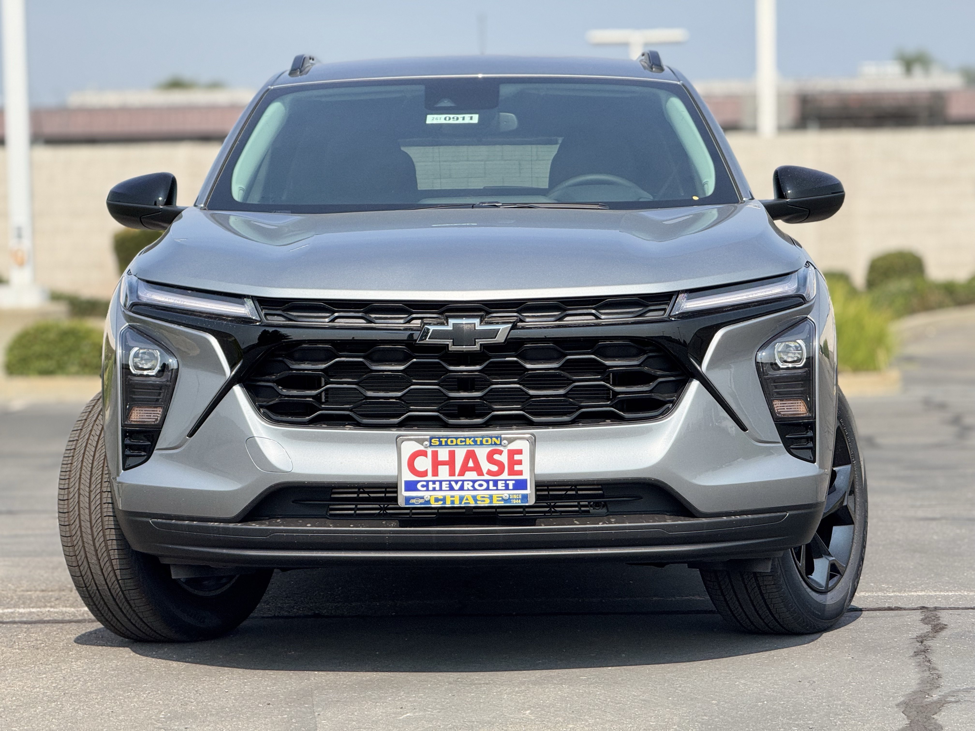 New 2026 Chevrolet Trax LT w/ Driver Confidence Package FWD image 2