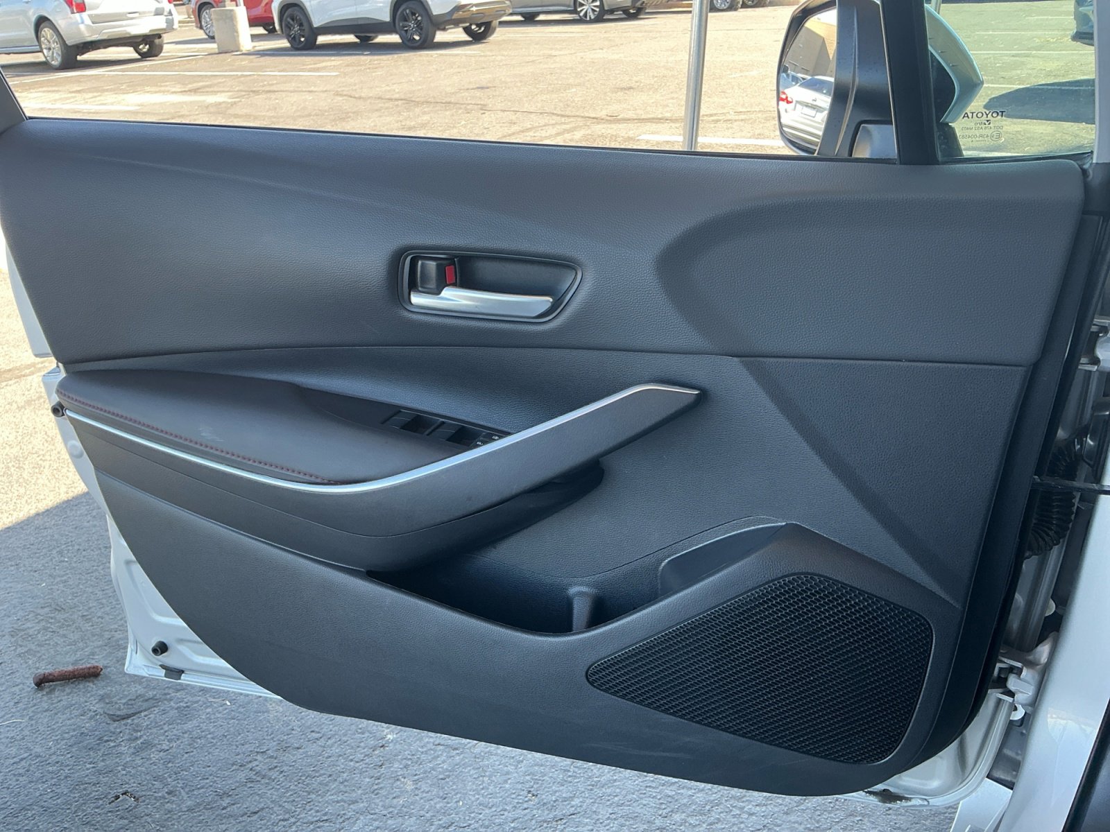 Certified 2024 Toyota Corolla SE w/ SE Convenience Package image 13