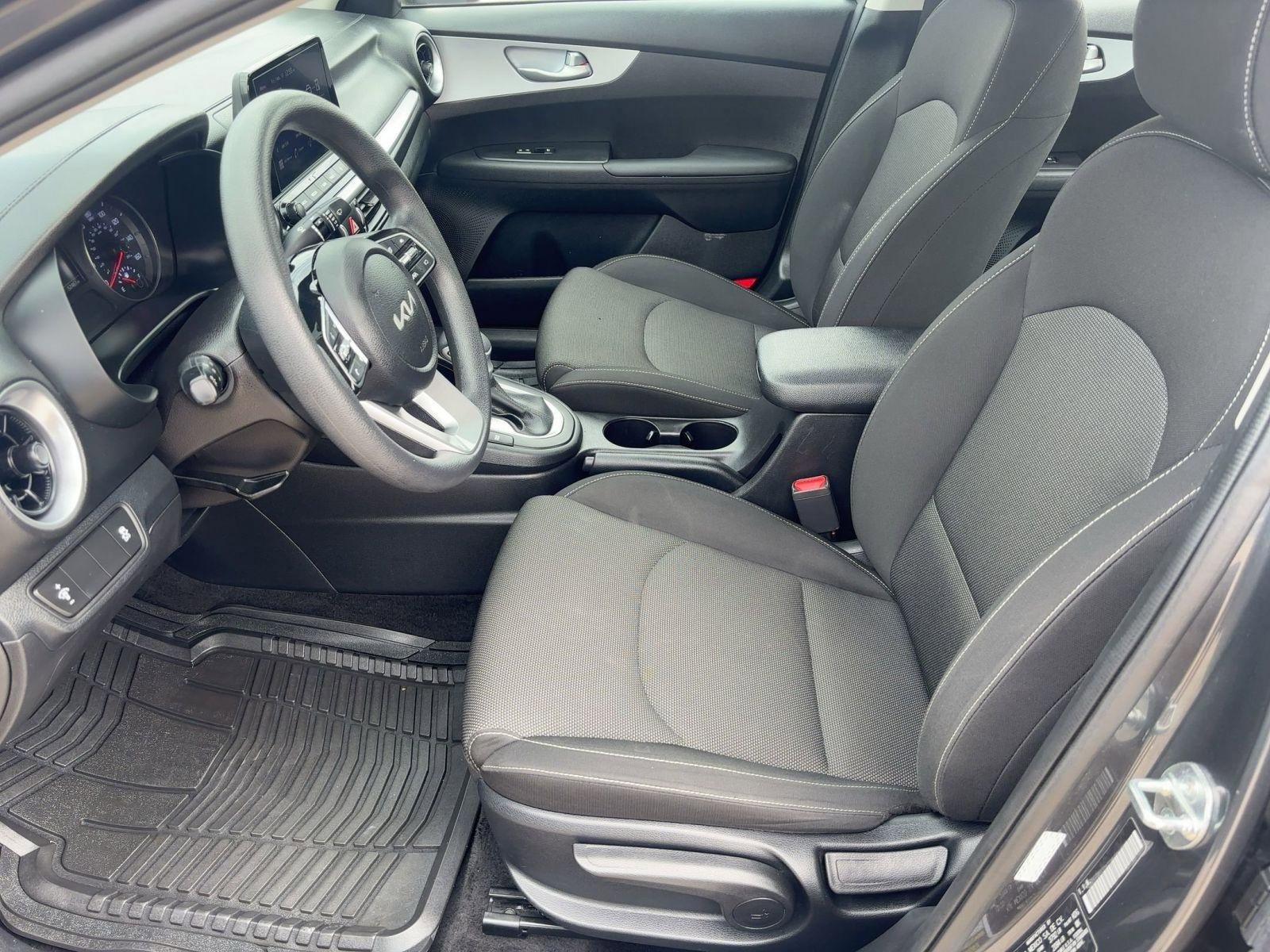 Used 2024 Kia Forte LXS image 5