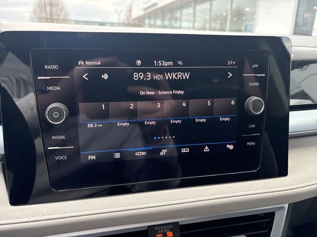 New 2026 Volkswagen Taos SE image 18