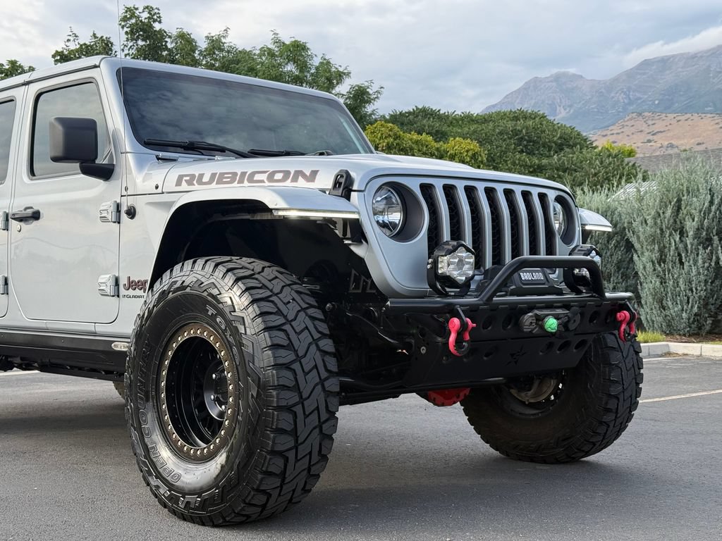 Used 2023 Jeep Gladiator Rubicon w/ Trailer Tow Package AWD/4WD image 17