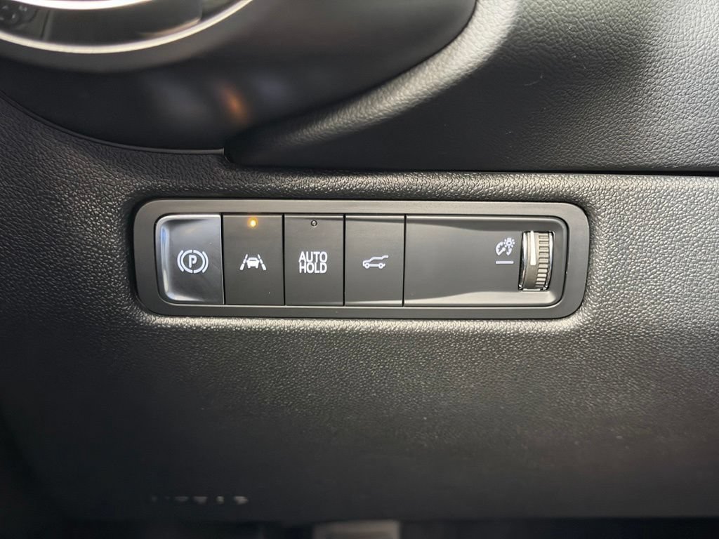 Used 2024 Chevrolet Equinox EV RS FWD image 40