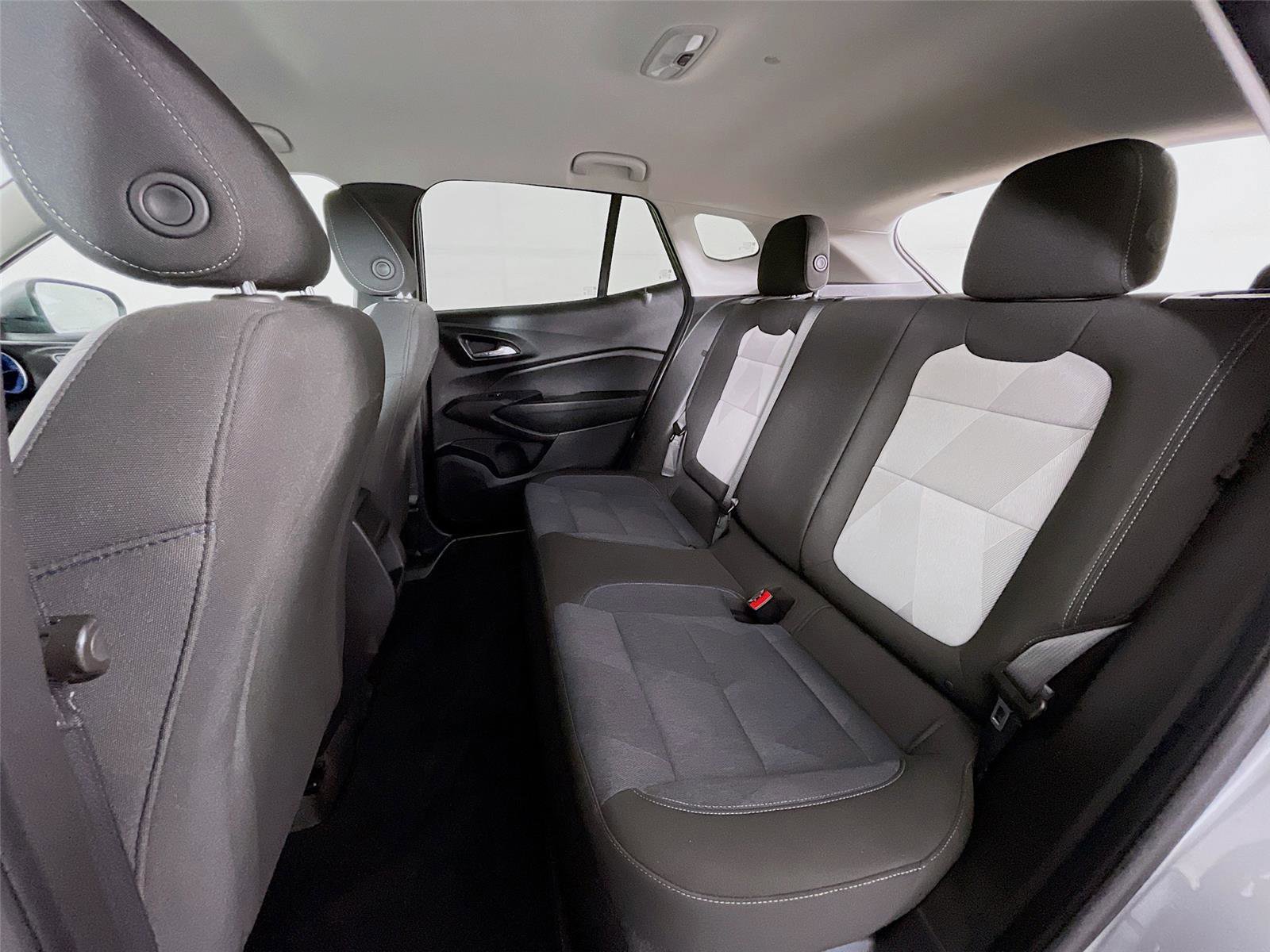 Certified 2024 Chevrolet Trax LS w/ LS Convenience Package image 26