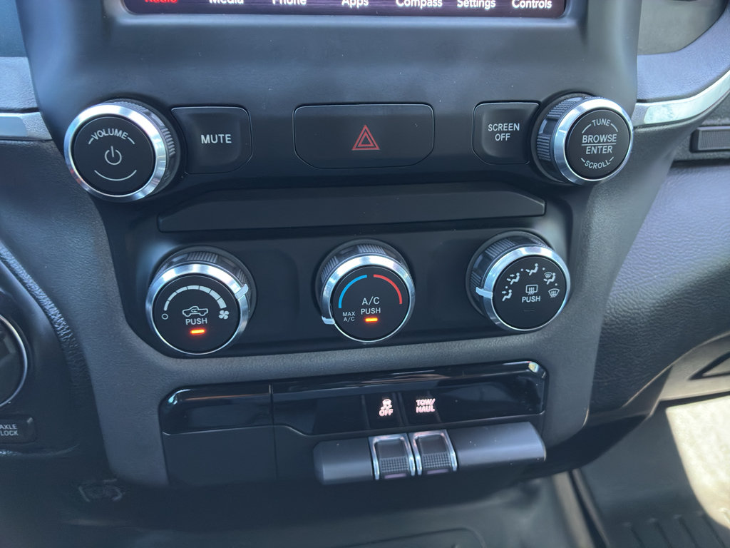 Used 2021 RAM 1500 Big Horn AWD/4WD image 38