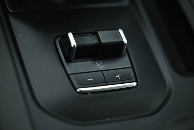 Used 2023 GMC Sierra 1500 AT4X AWD/4WD image 39