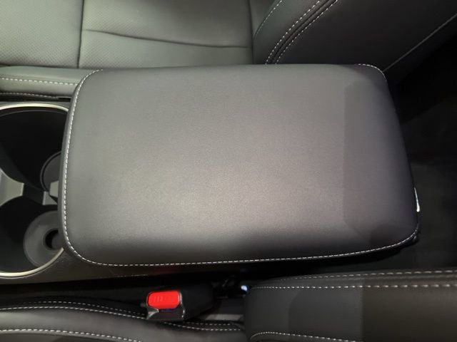 Certified 2025 Subaru Outback Limited image 27