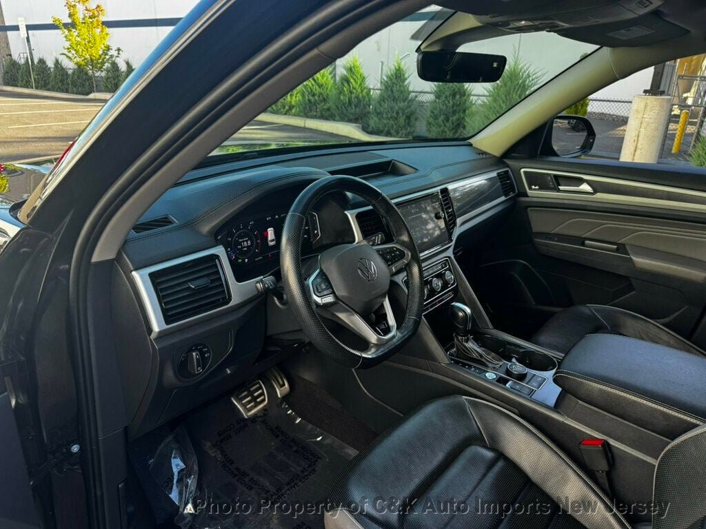 Used 2022 Volkswagen Atlas SEL Premium AWD/4WD image 21