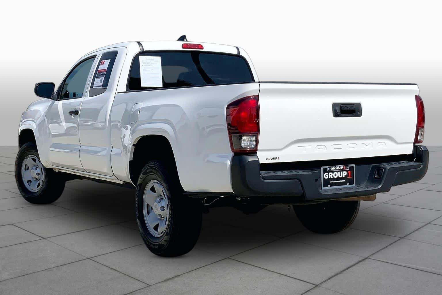 Used 2023 Toyota Tacoma SR RWD image 11