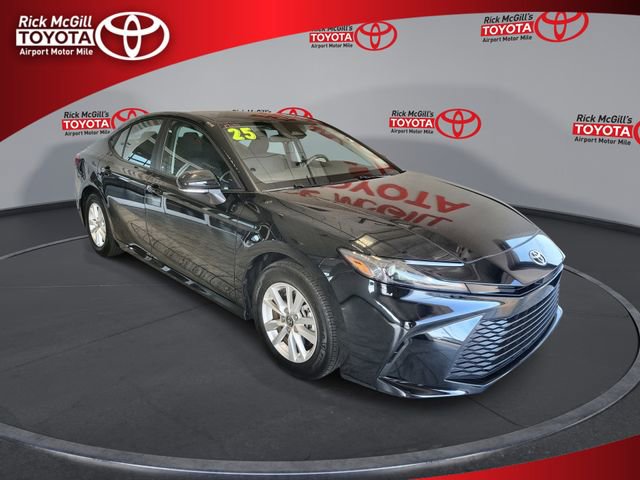 Used 2025 Toyota Camry LE FWD video 1