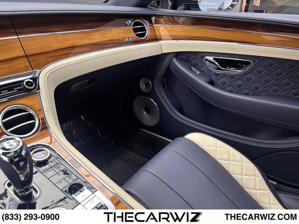 Used 2024 Bentley Continental GT V8 AWD/4WD image 79